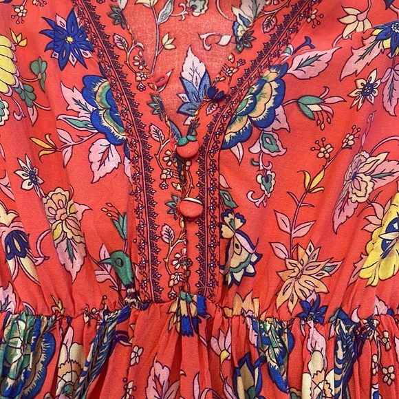 Flowy party dress. Flower pattern. - Picture 4 of 6